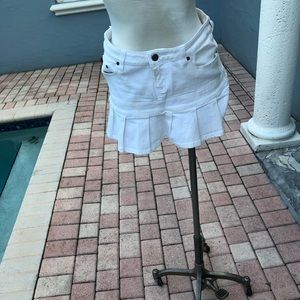 Y M I White Jean Stretchy Skirt.  Size 9